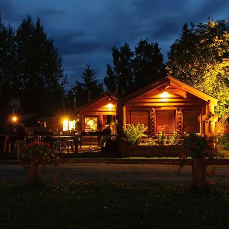 Bowman'S Bearcreek Lodge Hope Exterior foto